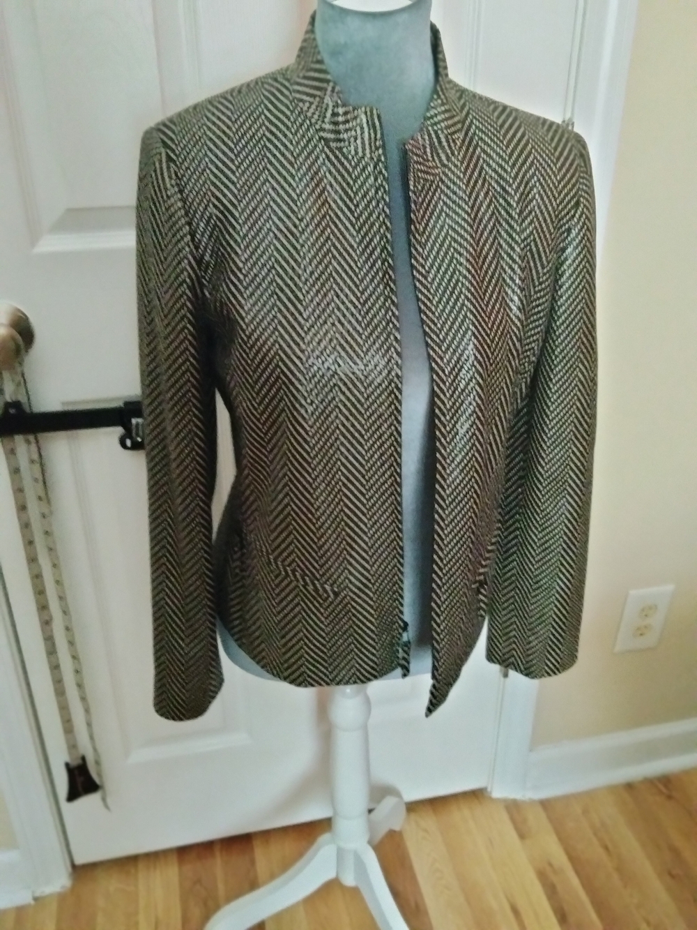 Harve Benard Brown Herringbone Collarless Blazer Jacket